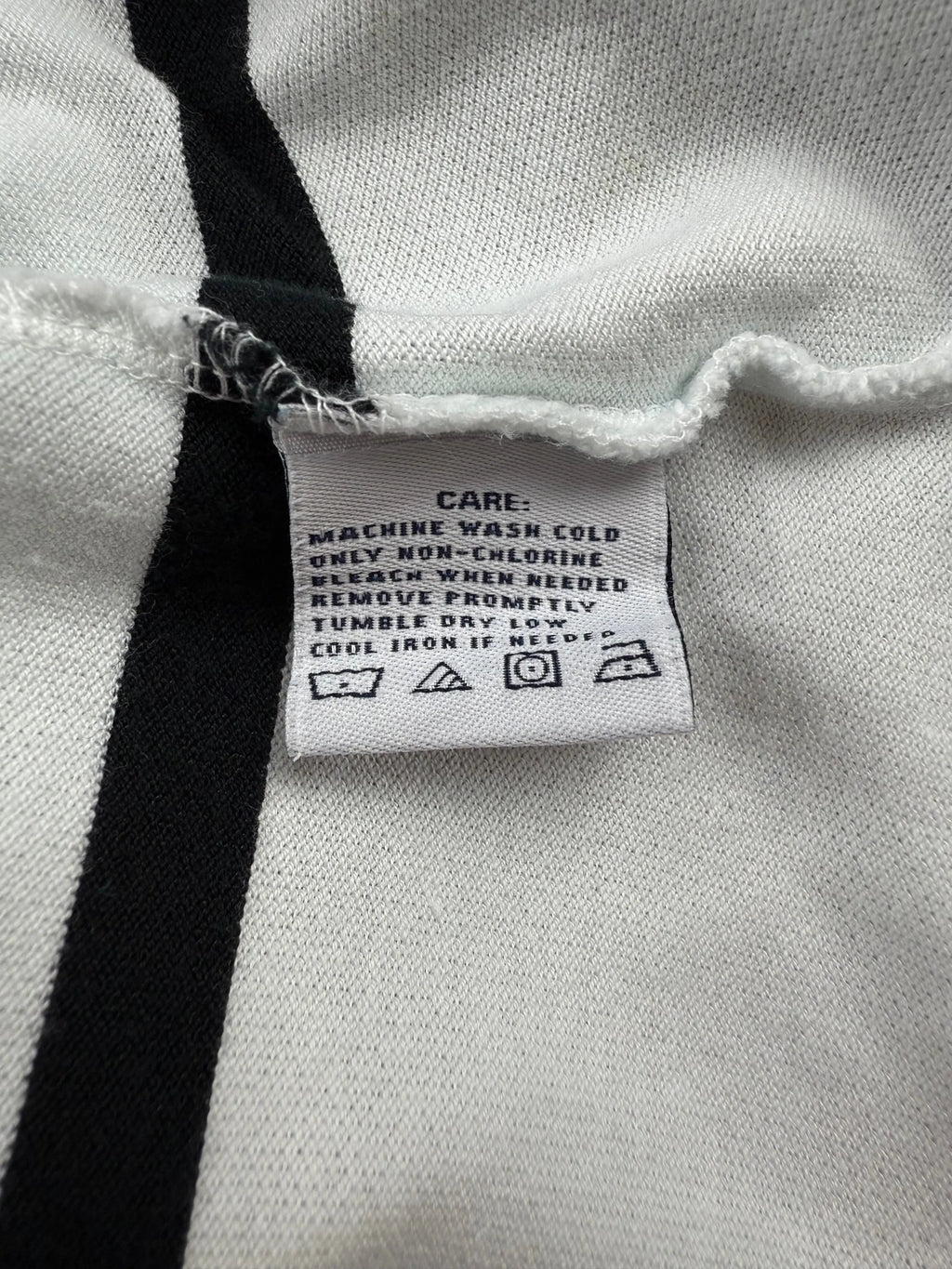 [[{"value":"Produkt Titel"}]] Produkt Verkäufer 