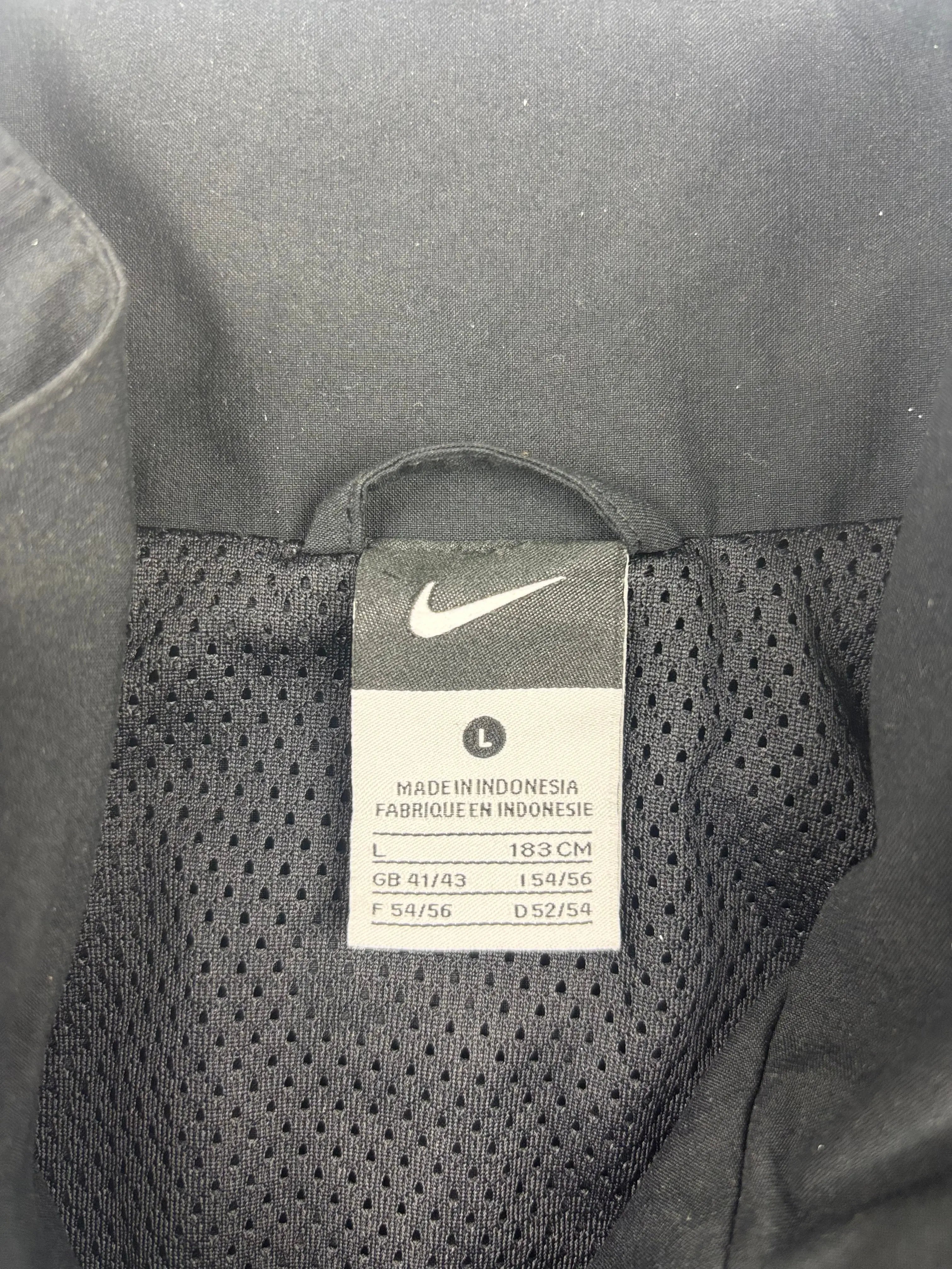 Nike Trainingsjacke (L) - Onehour
