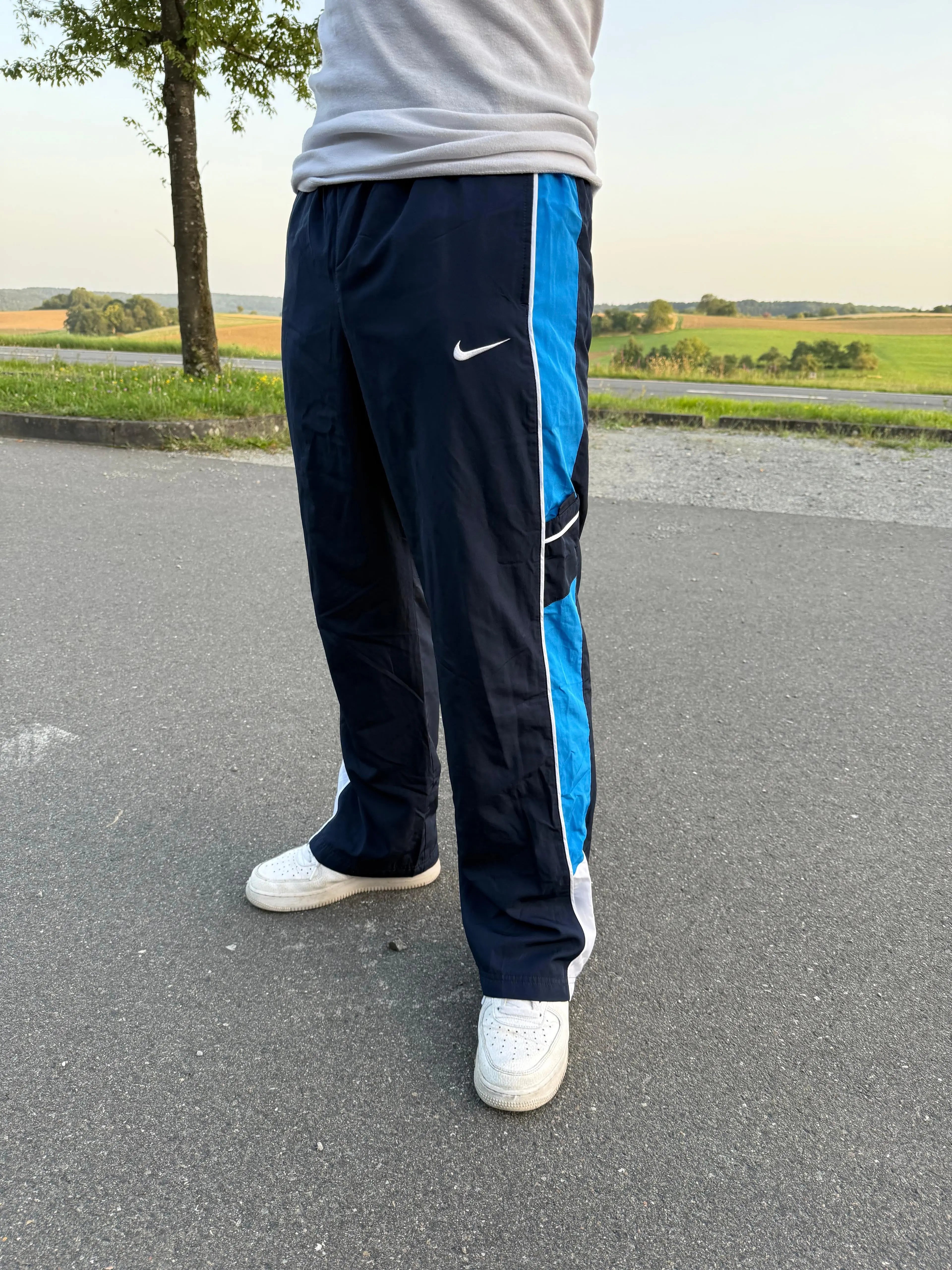 [[{"value":"Produkt Titel"}]] Produkt Verkäufer 